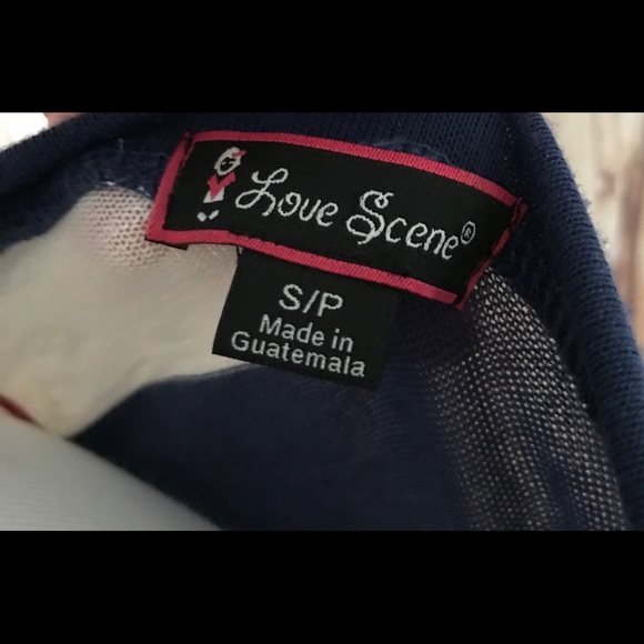 Cute asymmetrical knitted top - Picture 4 of 5